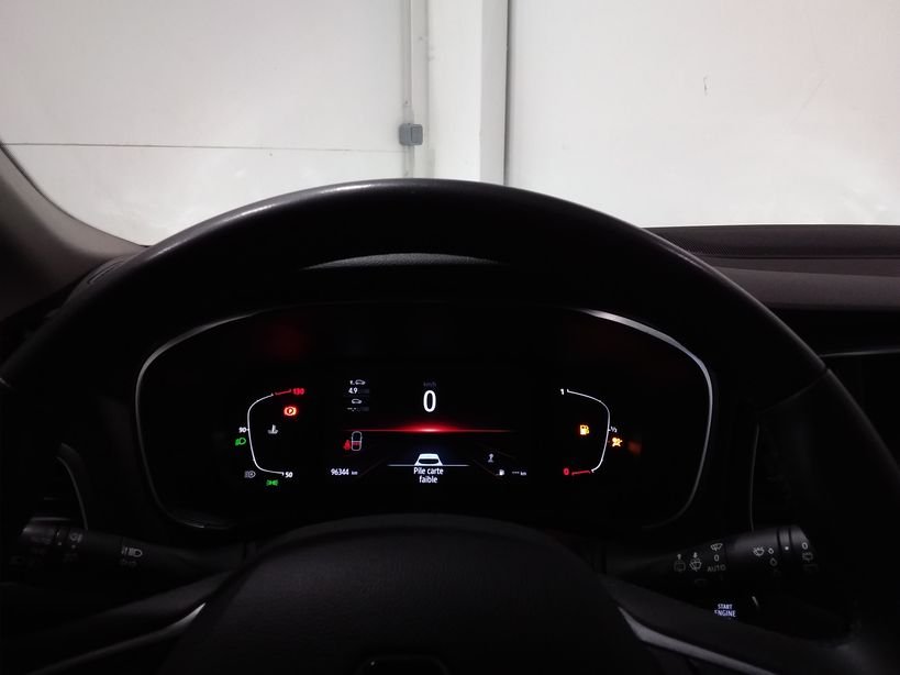 RENAULT MEGANE IV BERLINE 2021 - Photo n°1