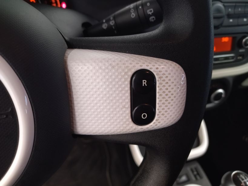RENAULT TWINGO III 2017 - Photo n°27