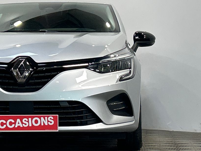 RENAULT CLIO V 2023 - Photo n°7