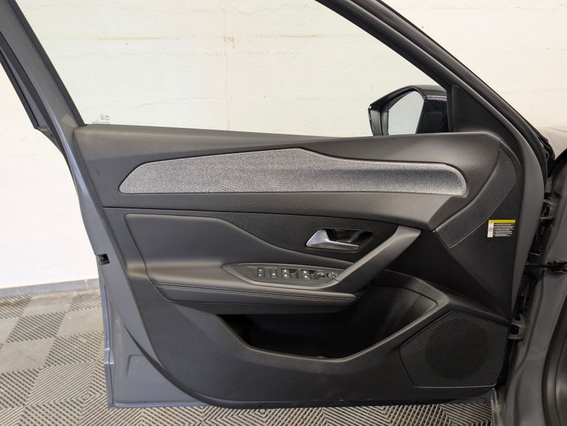 PEUGEOT 308 2024 - Photo n°10