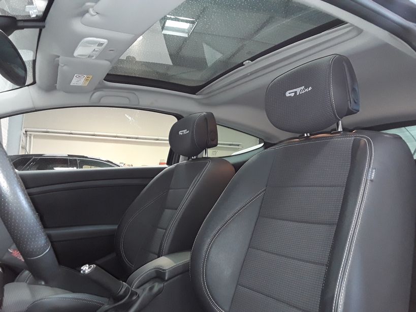 RENAULT MEGANE III COUPE 2015 - Photo n°8