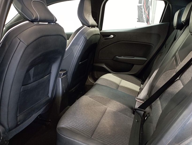 RENAULT CLIO V 2021 - Photo n°14