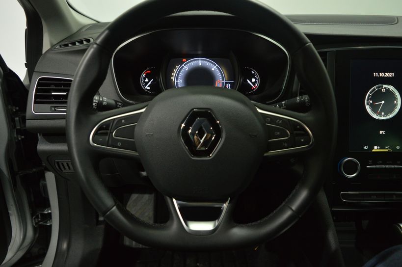RENAULT MEGANE IV BERLINE 2017 - Photo n°12