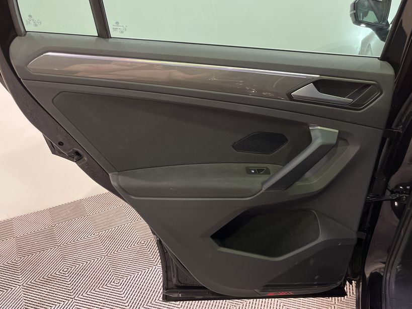 VOLKSWAGEN TIGUAN 2019 - Photo n°38