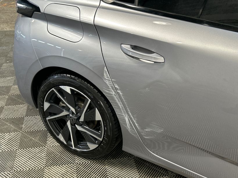 PEUGEOT 308 2023 - Photo n°1