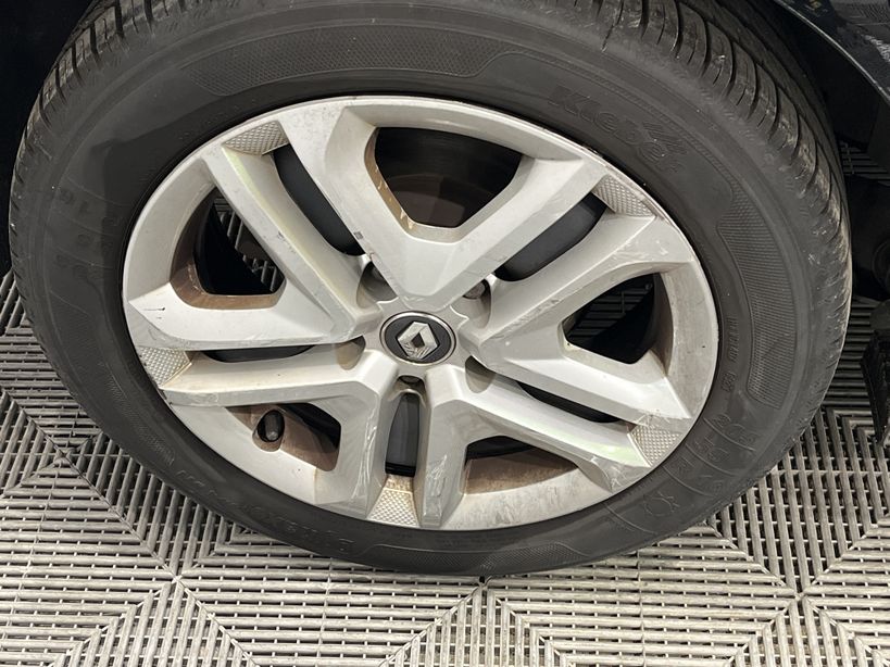 RENAULT MEGANE IV BERLINE BUSINESS 2020 - Photo n°19