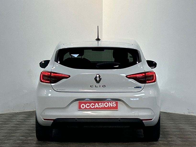 RENAULT CLIO V 2022 - Photo n°6