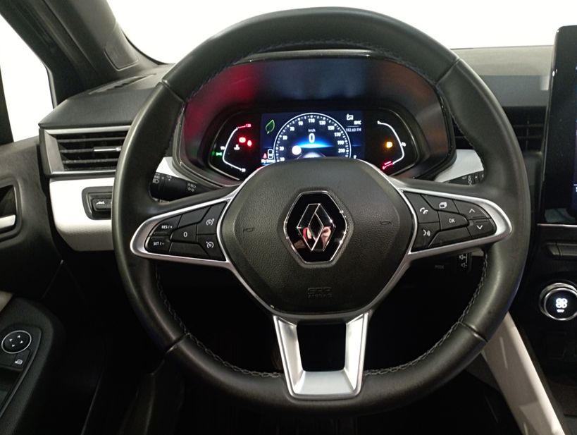 RENAULT CLIO V 2021 - Photo n°16