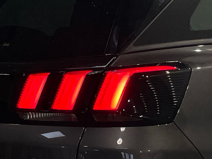 PEUGEOT 3008 2023 - Photo n°8