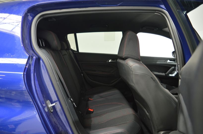 PEUGEOT 308 2019 - Photo n°6