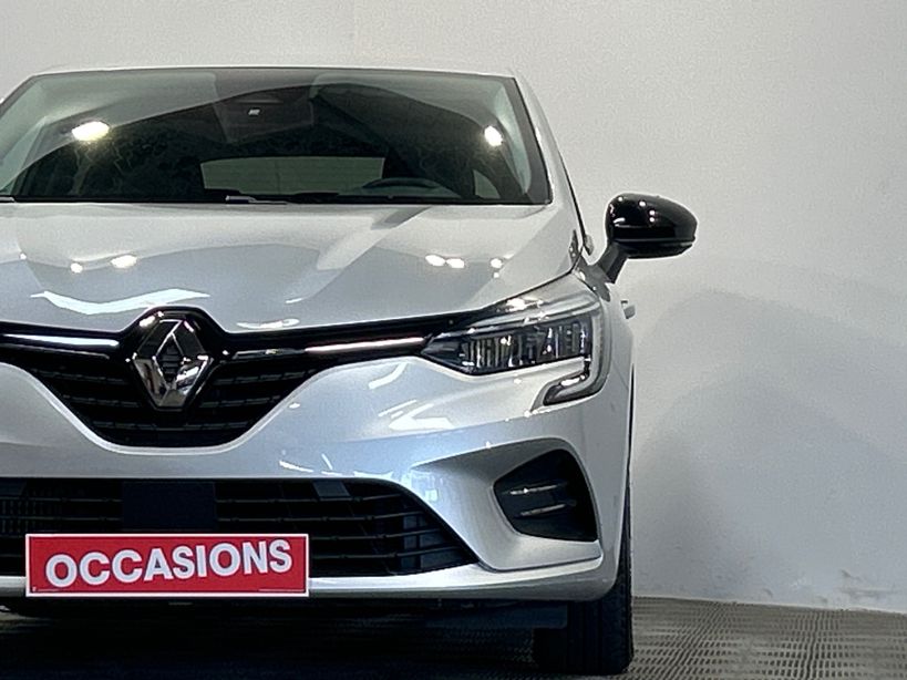 RENAULT CLIO V 2023 - Photo n°5