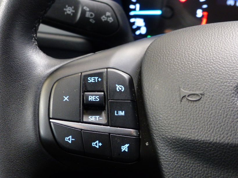 FORD KUGA 2020 - Photo n°16