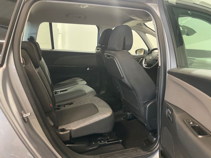 CITROEN GRAND C4 SPACETOURER 2021 - Photo n°8