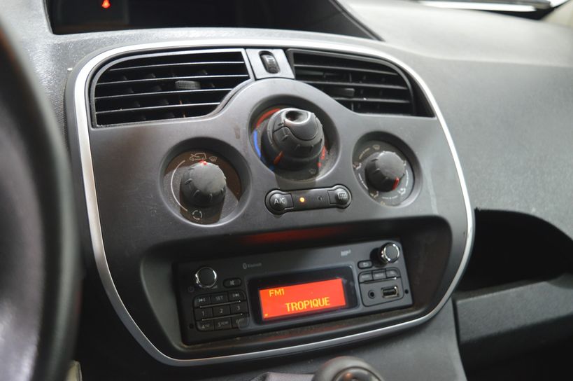 RENAULT KANGOO EXPRESS 2015 - Photo n°11