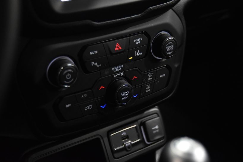 JEEP RENEGADE 2019 - Photo n°24