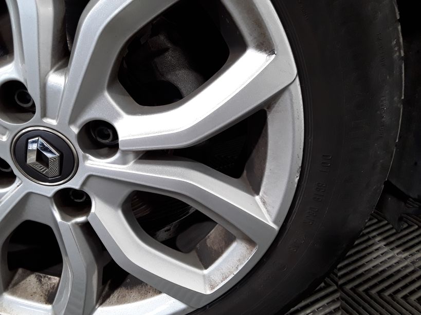 RENAULT CLIO IV 2018 - Photo n°3