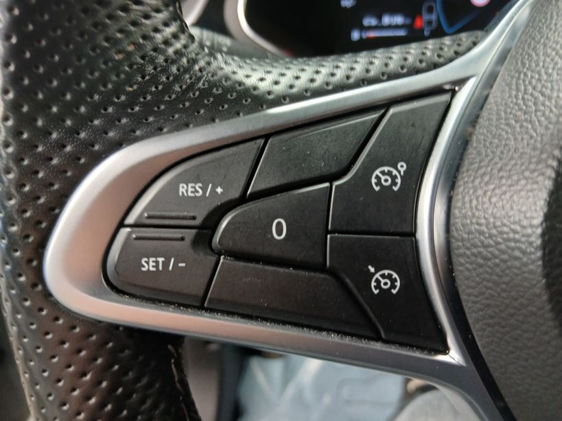 RENAULT CAPTUR 2022 - Photo n°12