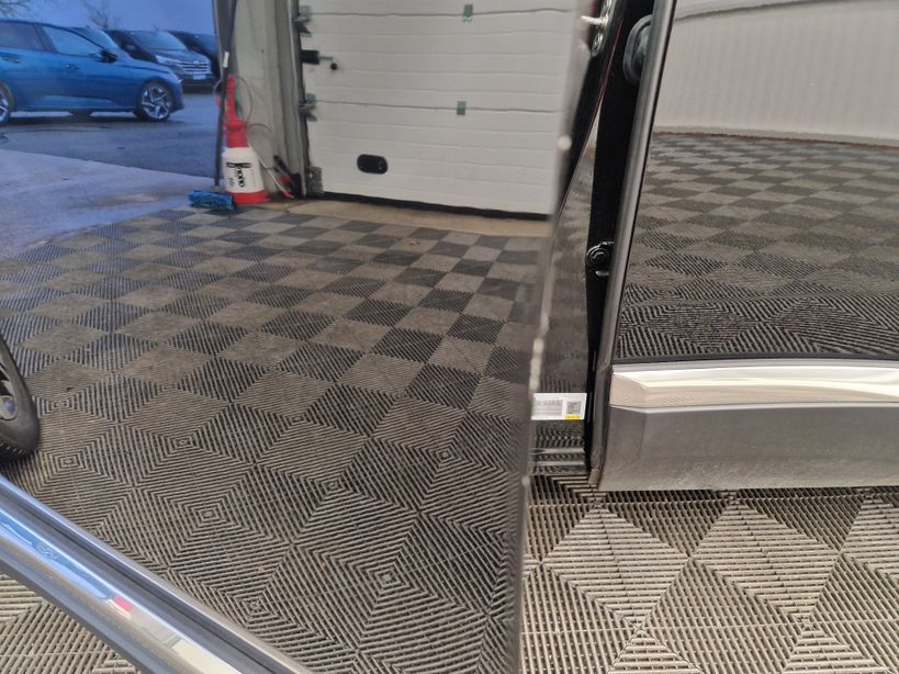 PEUGEOT 3008 2024 - Photo n°5