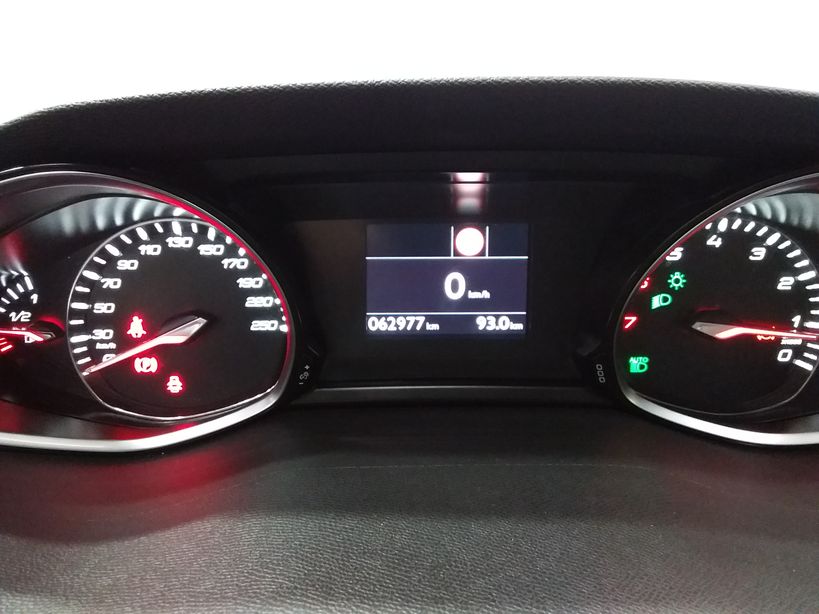PEUGEOT 308 2019 - Photo n°26