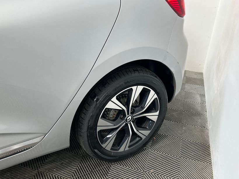 RENAULT CLIO V 2022 - Photo n°13