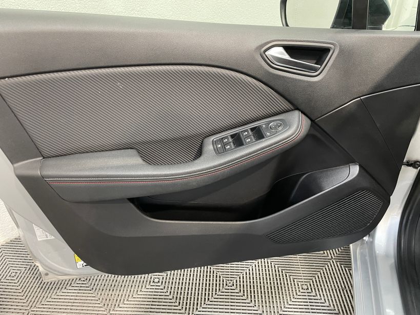 RENAULT CLIO V 2022 - Photo n°36