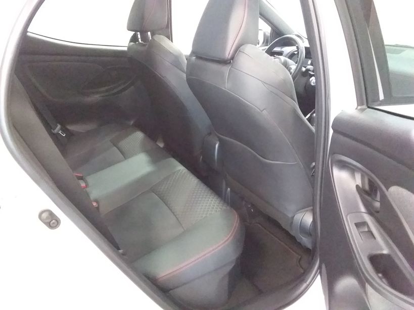 TOYOTA YARIS HYBRIDE MY22 2022 - Photo n°9