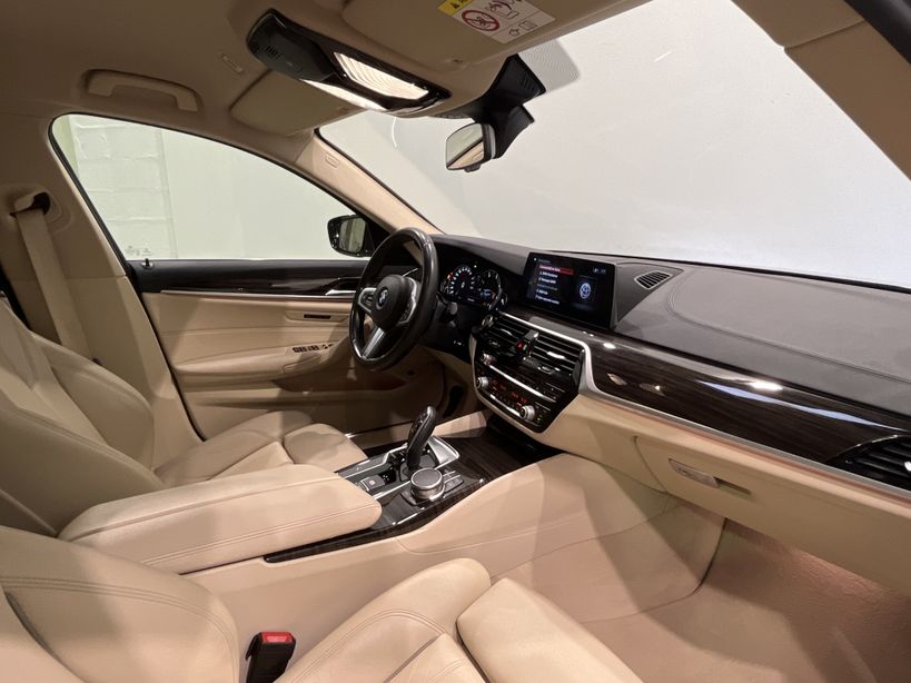 BMW SERIE 5 TOURING G31 2017 - Photo n°24