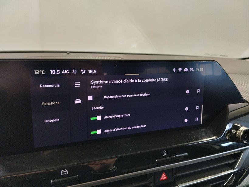 CITROEN C4 X 2023 - Photo n°38