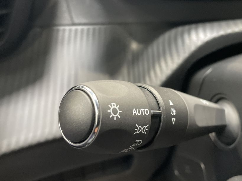 PEUGEOT 208 2024 - Photo n°28