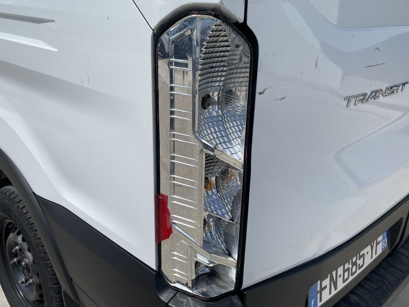 FORD TRANSIT FOURGON 2020 - Photo n°2