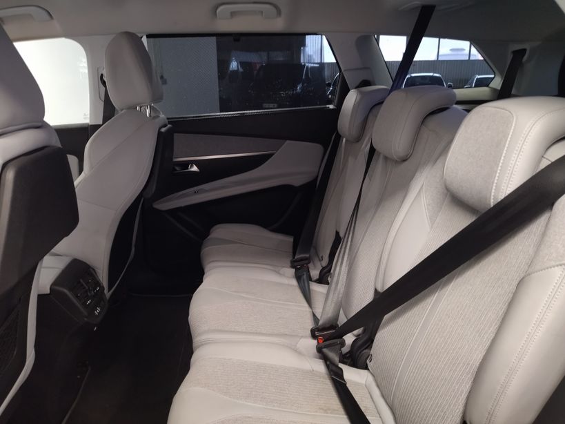 PEUGEOT 5008 2019 - Photo n°18