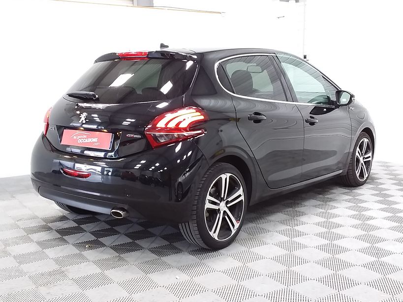 PEUGEOT 208 2018 - Photo n°3