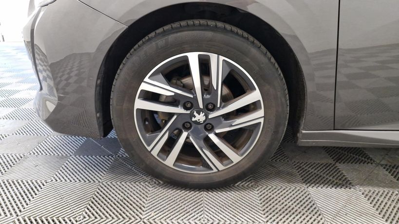 PEUGEOT 208 2023 - Photo n°5