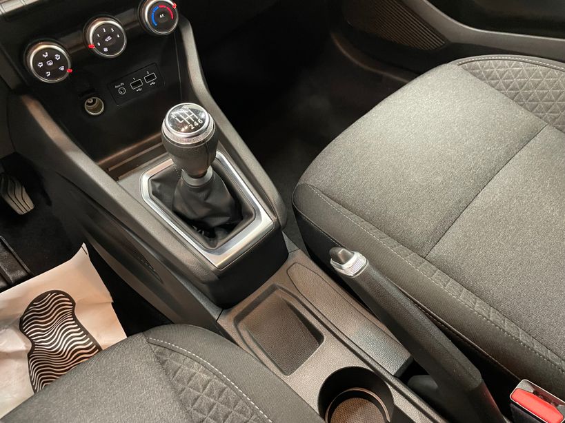 RENAULT CLIO V 2021 - Photo n°22