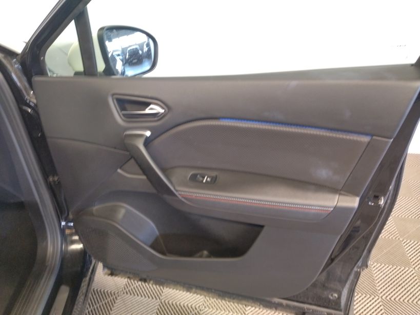 RENAULT CAPTUR 2021 - Photo n°7