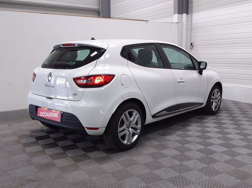 RENAULT CLIO IV 2017 - Photo n°3