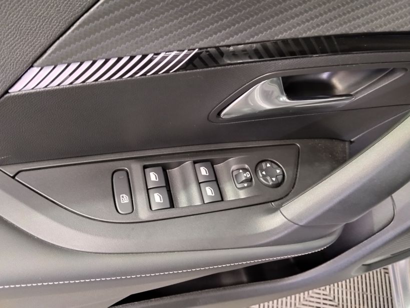 PEUGEOT 2008 2025 - Photo n°13