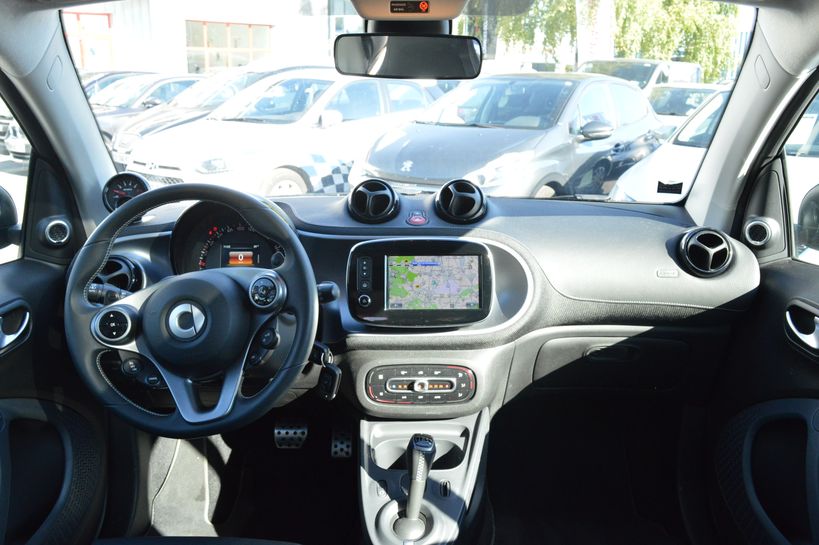 SMART FORTWO COUPE 2017 - Photo n°15
