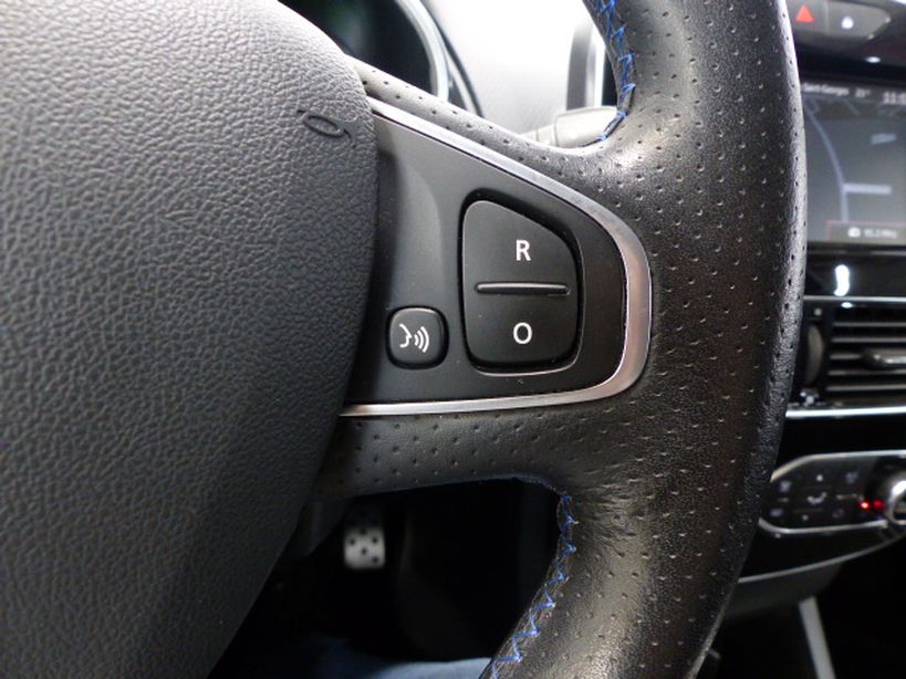 RENAULT CLIO IV 2019 - Photo n°11