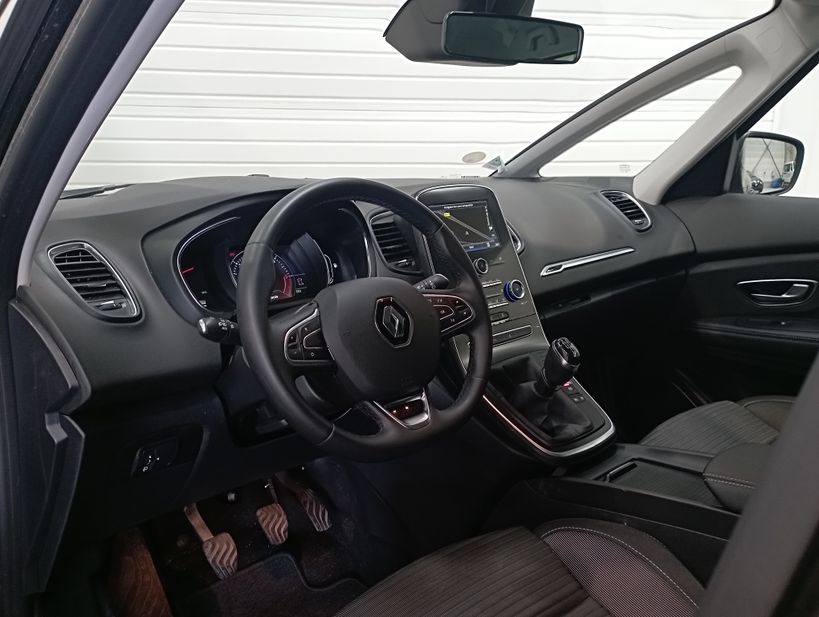 RENAULT GRAND SCENIC IV 2019 - Photo n°12
