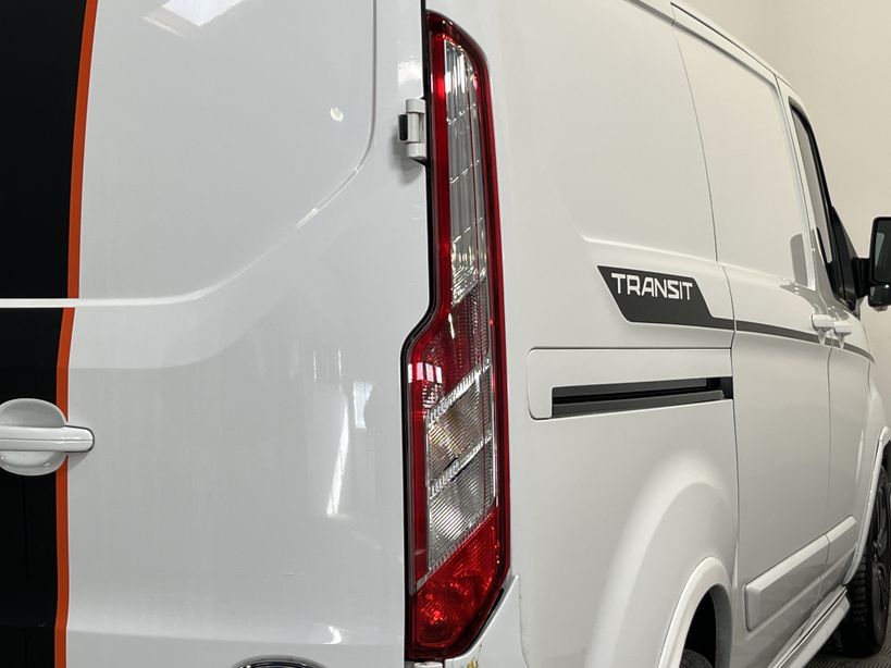 FORD TRANSIT CUSTOM FOURGON 2021 - Photo n°8