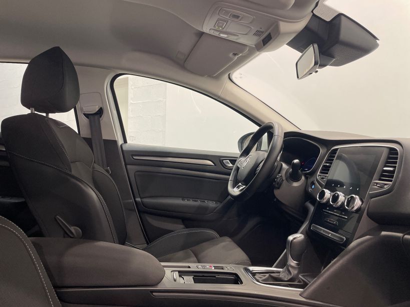 RENAULT MEGANE IV ESTATE 2021 - Photo n°19