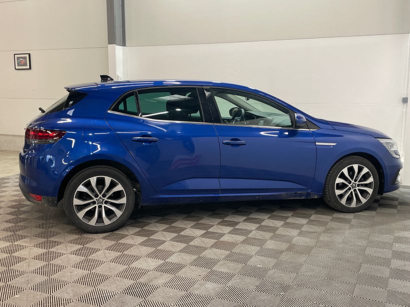 RENAULT MEGANE IV BERLINE 2023 - Photo n°24