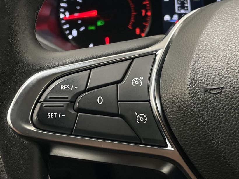 RENAULT CAPTUR 2021 - Photo n°25