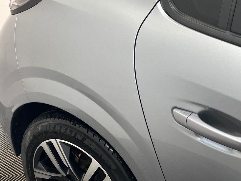 PEUGEOT 208 2023 - Photo n°15