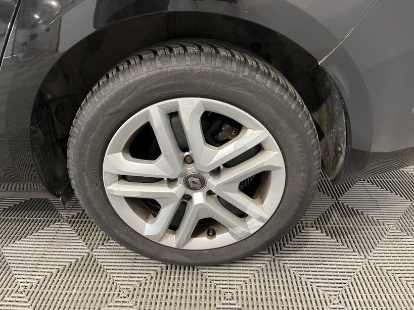 RENAULT MEGANE IV ESTATE BUSINESS 2019 - Photo n°14