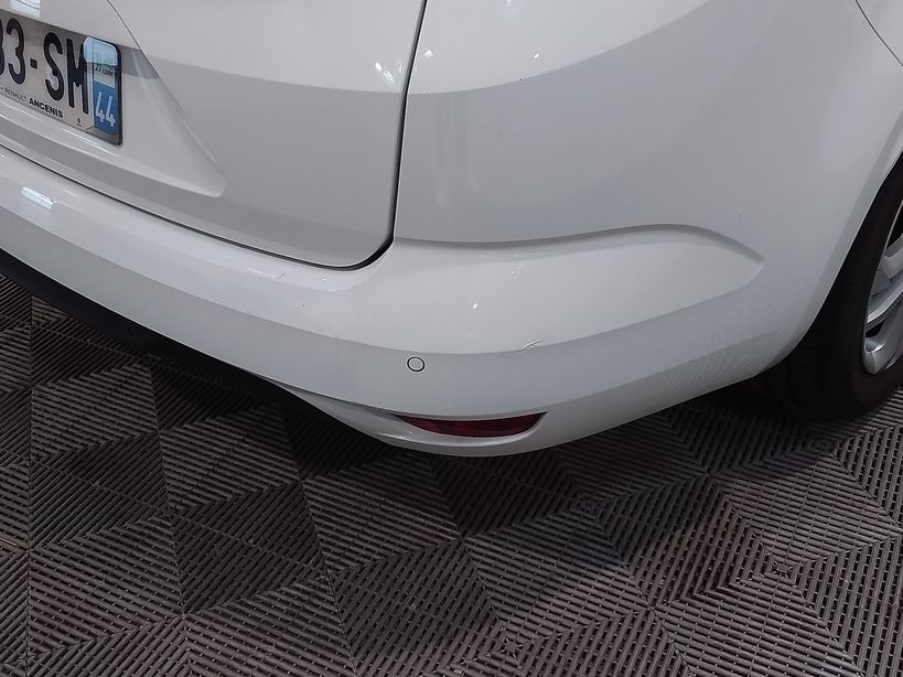 RENAULT MEGANE IV ESTATE 2019 - Photo n°4