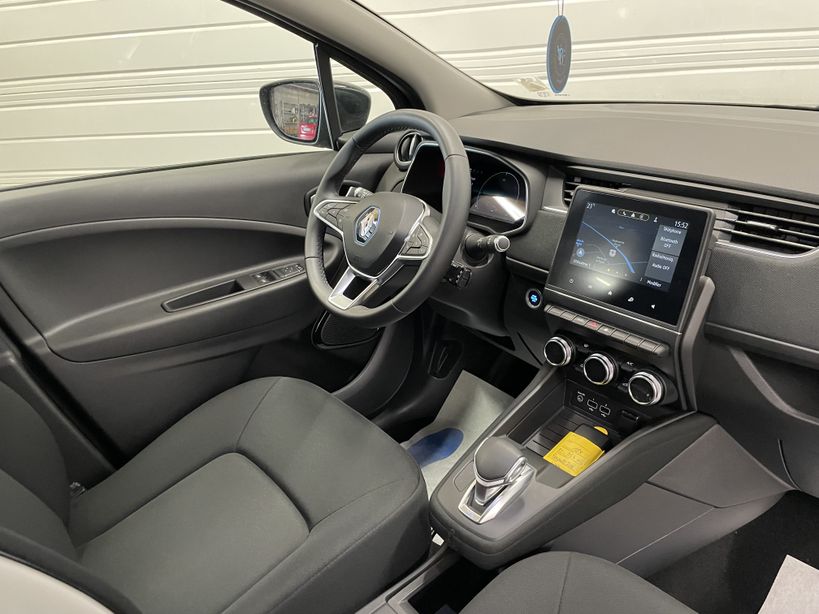 RENAULT ZOE 2021 - Photo n°9