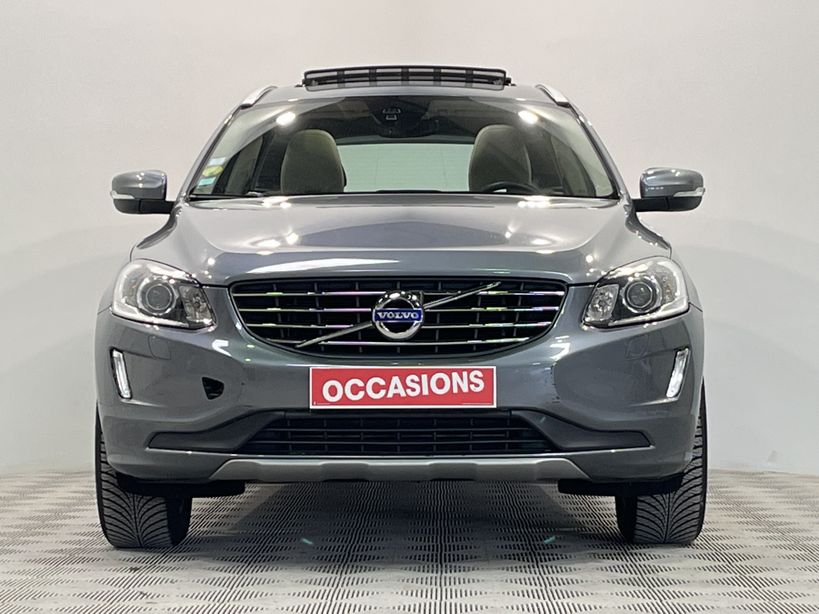VOLVO XC60 2016 - Photo n°5