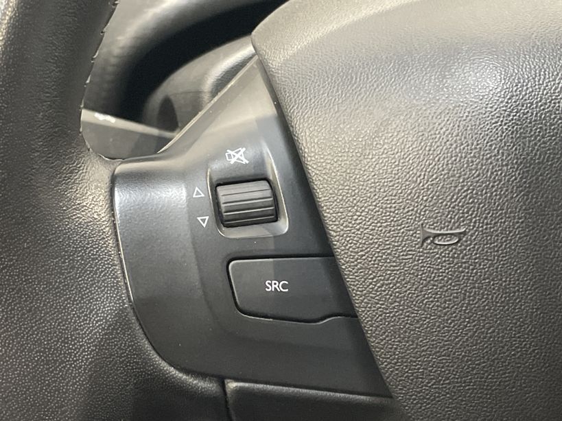 PEUGEOT 2008 2019 - Photo n°25